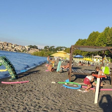 Iride Sul Lago 1 Via Principessa Jolanda 10-Piazza Del Molo Apartment Anguillara Sabazia Luaran gambar