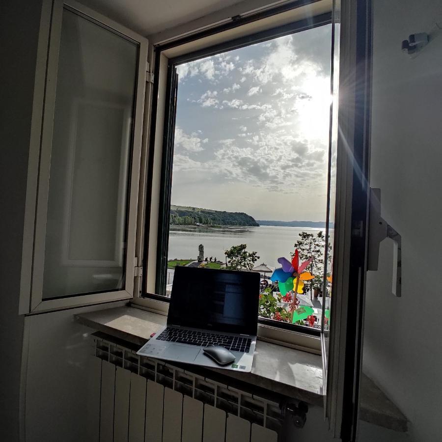 Iride Sul Lago 1 Via Principessa Jolanda 10-Piazza Del Molo Anguillara Sabazia Luaran gambar